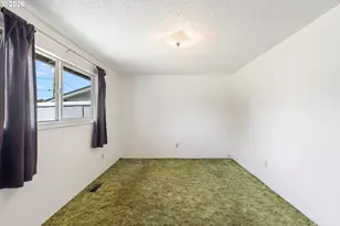 1911 Palos Verdes Dr, Roseburg, OR 97471 - Photo 22