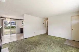 1911 Palos Verdes Dr, Roseburg, OR 97471 - Photo 12