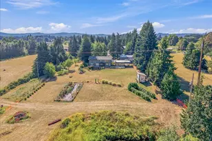 56078 Century Dr, Warren, OR 97053 - Photo 40