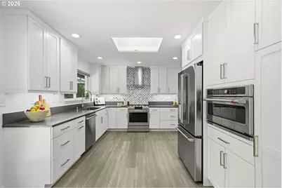 9213 NW 27th Ave, Vancouver, WA 98665 - Photo 2