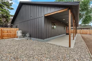 1004 Walnut St, Baker City, OR 97814 - Photo 28