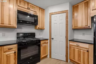 1004 Walnut St, Baker City, OR 97814 - Photo 4