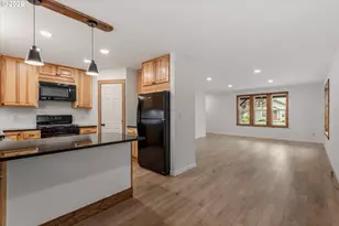 1004 Walnut St, Baker City, OR 97814 - Photo 6