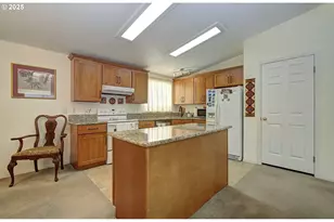 16500 SE 1st St, Vancouver, WA 98684 - Photo 14