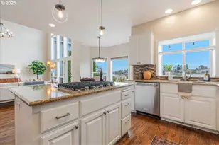 21157 NE Shore Dr, Fairview, OR 97024 - Photo 20