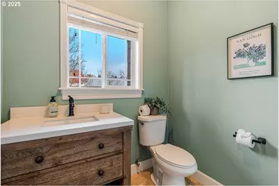 21157 NE Shore Dr, Fairview, OR 97024 - Photo 24