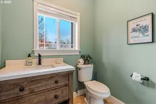 21157 NE Shore Dr, Fairview, OR 97024 - Photo 24