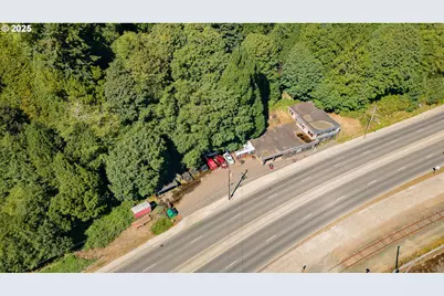 2238 Tremont St, North Bend, OR 97459 - Photo 18