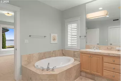 5421 SE Scenic Ln #200, Vancouver, WA 98661 - Photo 14