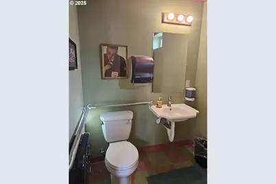 995 3rd St, North Powder, OR 97867 - Photo 22