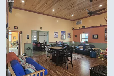 995 3rd St, North Powder, OR 97867 - Photo 10