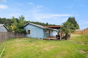 1128 SE Fir Grove Loop, Hillsboro, OR 97123 - Photo 32