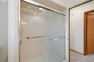 1420 Evergreen Dr, Eugene, OR 97404 - Photo 20