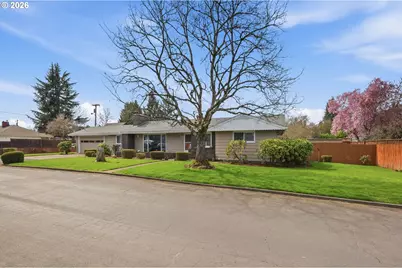 1420 Evergreen Dr, Eugene, OR 97404 - Photo 2