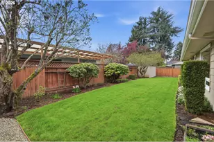 1420 Evergreen Dr, Eugene, OR 97404 - Photo 28