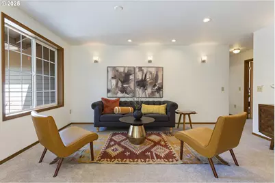 21805 Boones Ferry Rd NE, Aurora, OR 97002 - Photo 18