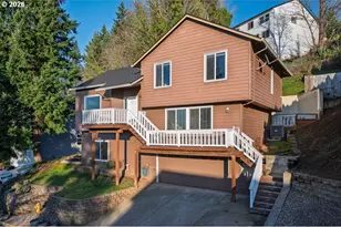 518 SE Espinosa St, Estacada, OR 97023 - Photo 2