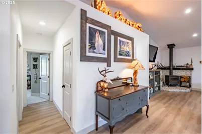 547 W 4th St, Coquille, OR 97423 - Photo 22