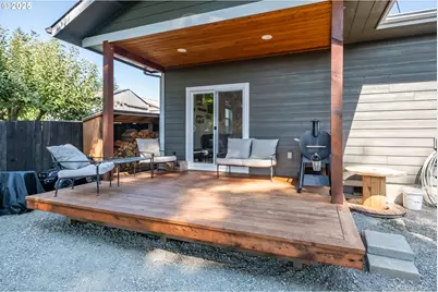 547 W 4th St, Coquille, OR 97423 - Photo 42