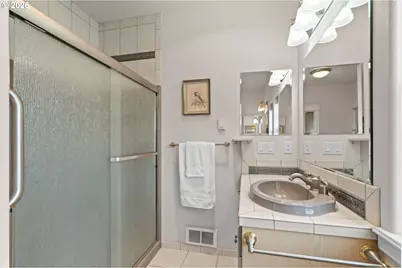 810 N Main St, Pendleton, OR 97801 - Photo 16