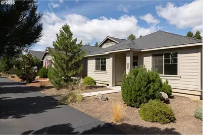 51844 Hollinshead Pl, La Pine, OR 97739 - Photo 2