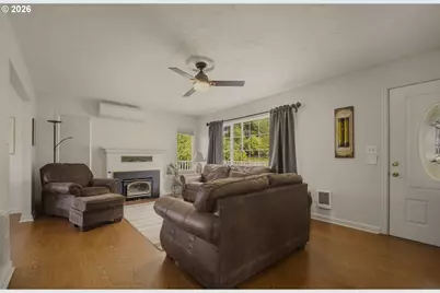 525 Elm Ave, Reedsport, OR 97467 - Photo 4