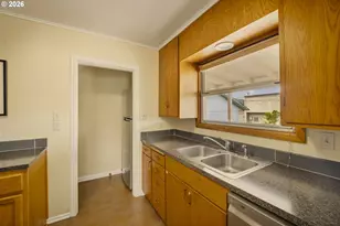 525 Elm Ave, Reedsport, OR 97467 - Photo 12