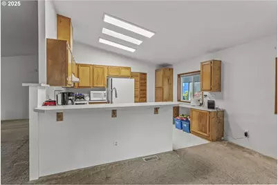 5400 Meeker Dr #104, Kalama, WA 98625 - Photo 10