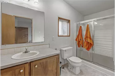 5400 Meeker Dr #104, Kalama, WA 98625 - Photo 16