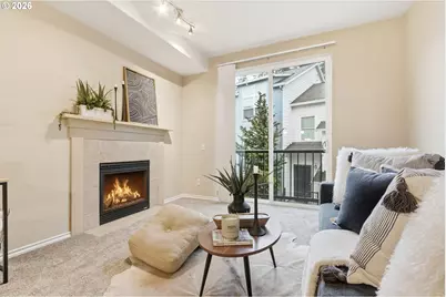 2004 NE Cadbury Ave #213, Hillsboro, OR 97006 - Photo 8