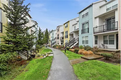 2004 NE Cadbury Ave #213, Hillsboro, OR 97006 - Photo 40