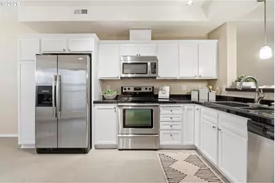 2004 NE Cadbury Ave #213, Hillsboro, OR 97006 - Photo 18