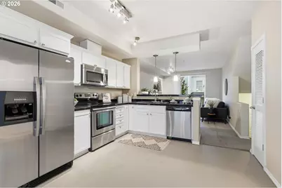 2004 NE Cadbury Ave #213, Hillsboro, OR 97006 - Photo 16