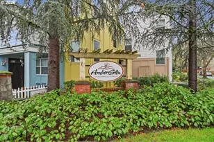 2004 NE Cadbury Ave, Hillsboro, OR 97006 - Photo 40