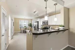 2004 NE Cadbury Ave, Hillsboro, OR 97006 - Photo 16