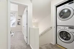 2004 NE Cadbury Ave, Hillsboro, OR 97006 - Photo 24