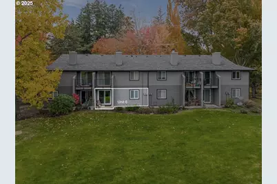 12612 NW Barnes Rd #6, Portland, OR 97210 - Photo 2