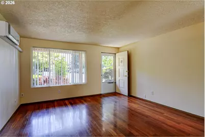 611 SE 139th Ave, Portland, OR 97233 - Photo 12