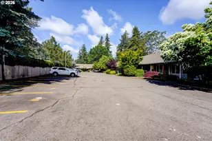 611 SE 139th Ave, Portland, OR 97233 - Photo 28