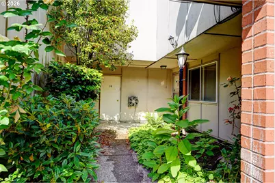 611 SE 139th Ave, Portland, OR 97233 - Photo 26