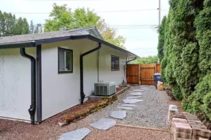 28502 S Hwy 213, Molalla, OR 97038 - Photo 32