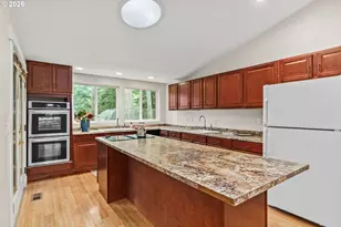 3283 Stoney Ridge Rd, Eugene, OR 97405 - Photo 8