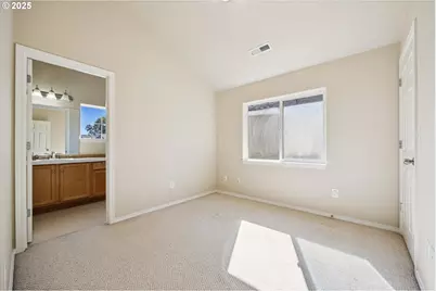 17723 SW Falling Leaf Ct, Beaverton, OR 97003 - Photo 30