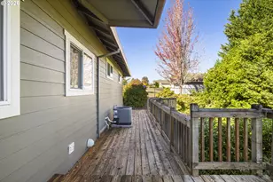 1210 Chatnicka St NW, Salem, OR 97304 - Photo 36