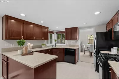 13405 SW Cougar Ct, Beaverton, OR 97008 - Photo 10