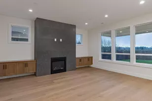 154 E Airedale Ave, La Center, WA 98629 - Photo 10