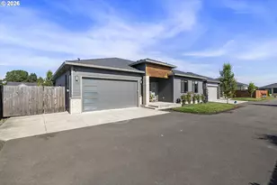 1703 Wilson Ct, Monmouth, OR 97361 - Photo 2