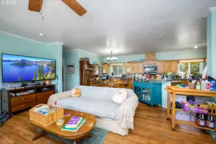 1745 Rifle Range Rd, Roseburg, OR 97470 - Photo 20