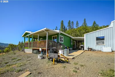 1745 Rifle Range Rd, Roseburg, OR 97470 - Photo 8