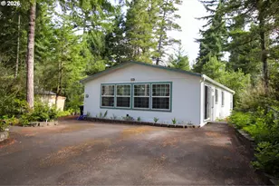 134 Driftwood Dr, Florence, OR 97439 - Photo 26